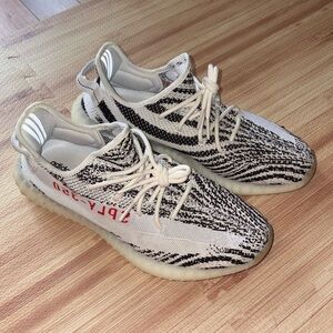 Adidas Yeezy 350 Zebra